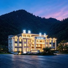 溪沐云上温泉酒店(本溪县小市镇温泉寺店)