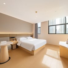 际庭酒店(上海静安寺武宁路地铁站店)