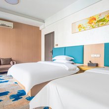 兴德公寓(四会吾悦广场玉博城店)