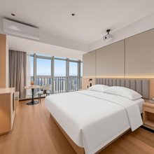 云漫·设计师影院智能公寓(朝阳广场三街两巷店)