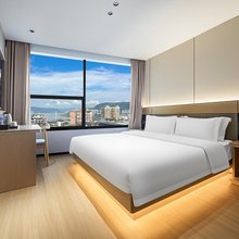 金泊尔酒店(万州万达广场高笋塘店)