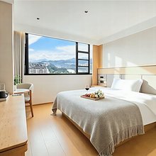 悦雅枫景酒店(上饶市婺源文化广场景观桥店)