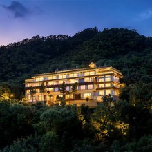 西昌泸山花间亭·览山海