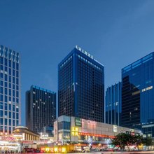 美澜主题酒店(佛山美的悦然广场北滘公园地铁站店)