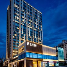 重庆五登酒店(南坪步行街店)