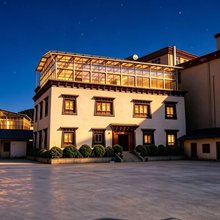 列诺·别院|藏地原木合院·静谧庭院旅居民宿(独克宗古城店)