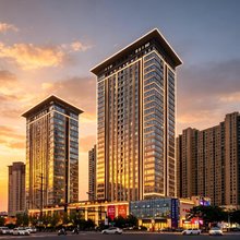 斯维登度假酒店(洛阳洛邑古城丽景门十字街店)