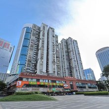 芈白酒店(深圳罗湖口岸国贸地铁站店)