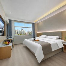 凤鸣园酒店(鹰潭站凯翔商场店)