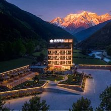 LuHe麓河·富氧酒店(四姑娘山双桥沟景区店)