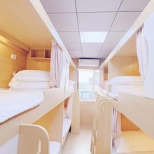 锦澜归舍青年旅舍(青岛北站君峰路地铁站店)