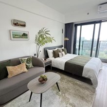 海伦天麓海轮鑫悦民宿(成都海昌极地海洋公园店)