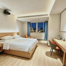 云漫智能公寓(海口友谊阳光城店)