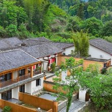潭湾瓦寨 Tile Village 亲水溯溪|田园观景度假民宿
