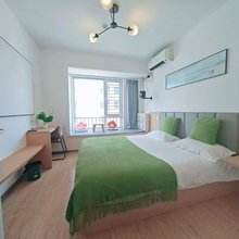 暖馨公寓(万达广场店)