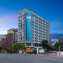 依缦酒店(浏阳市天空剧院中国国际花炮中心店)