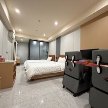 银河北斗电竞酒店(巩义星月时代广场店)