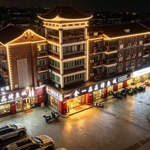 山禾鲤.居