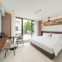 静棠民宿(开封万岁山武侠城店)