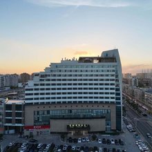 无锡香梅国际酒店(硕放机场梅里古镇店)