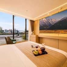 栖湖影院公寓(八一广场店)