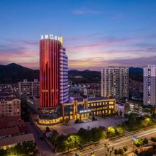美豪丽致酒店(和顺滨河路店)