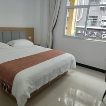 屈平住宿
