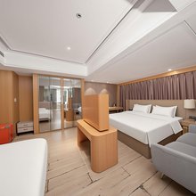 云小缨电竞(中原万达店)