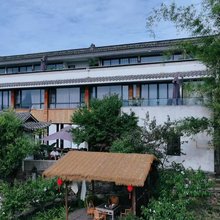 收荒匠疗愈民宿(龙泉山风景区店)