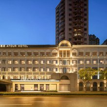 上海陆家嘴滨江金融城亚朵酒店