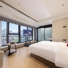 异竞空间酒店(贵阳未来方舟店)