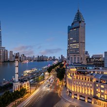 上海外滩万国建筑群江景亚朵酒店
