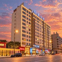 优e家公寓(东莞道滘华科城店)