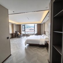 松格雅居酒店(松潘古城店)