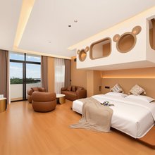 橙汐海景·Sea View·空中花园·智能设计师民宿(北海银滩景区店)