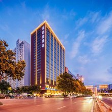 西安亚思登酒店(立丰国际购物广场咸宁路地铁站店)