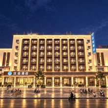 汶廷酒店(沈阳龙之梦购物中心黎明广场地铁站店)