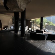 巨岩民宿