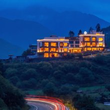 YUNTOUR芸途·仰山秘境庄园(四姑娘山景区店)