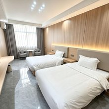 西安云端商务酒店