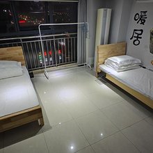 三与叁生青年旅舍