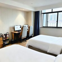 网鱼电竞酒店(上海虹桥吴中路店)