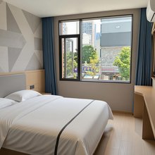 古德名居酒店(武汉心理医院古德寺店)