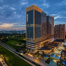 森息酒店(成都东安湖书房地铁站店)