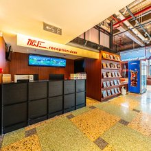 旅小二青年酒店(洛阳应天门店)