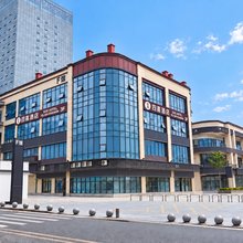 重庆四喜酒店(潼南隆鑫中央大街店)
