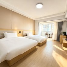一加三酒店(西安唐都医院纺织城地铁站店)