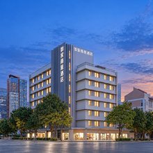 如家商旅酒店(昆明老街东风广场店)
