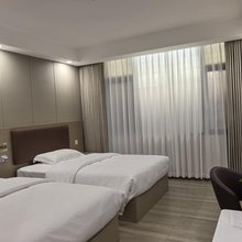 曼烯商务酒店