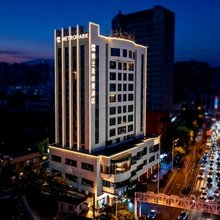 长沙雅士亚维景酒店(五一广场涂家冲地铁站店)